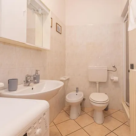 Apartment Piazza Vittoria Monolocale - Affitti Brevi Italia Brescia